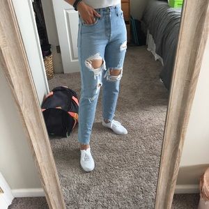 3/$25 ⚡️Levi’s Distressed High Rise Jeans